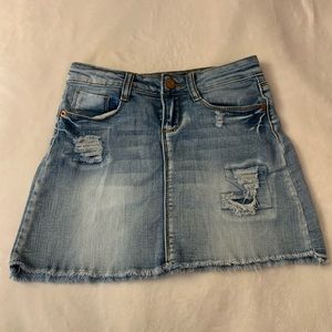 girls light wash jean skirt